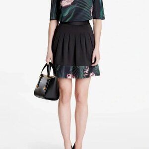 Ted Baker London Udiya Women's Black Pleated Skirt Sz S